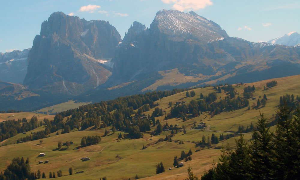 A hiking holiday in the fall on the Alpe di Siusi